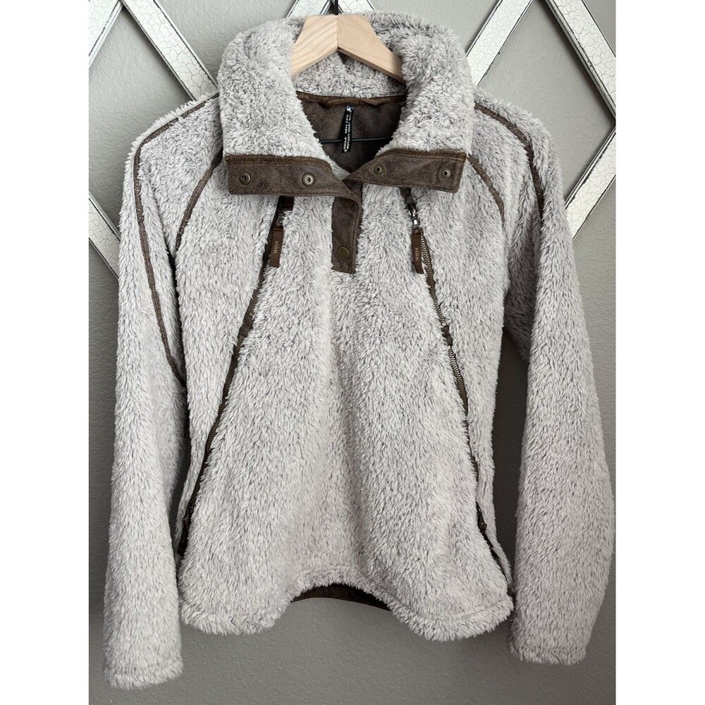 Kuhl Cozy Sherpa Pullover Jacket in Light Gray with Brown Trim